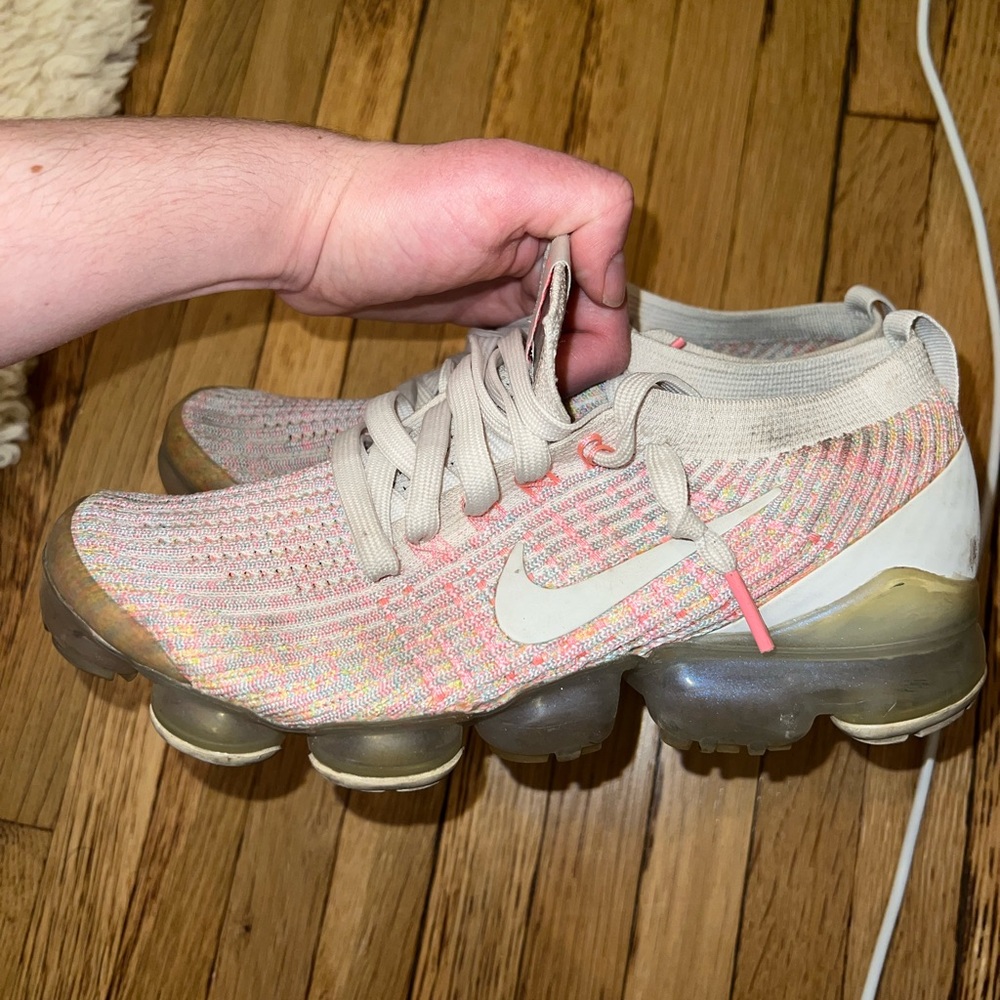 Nike Womens Vapormax sneakers - Picture 2 of 7